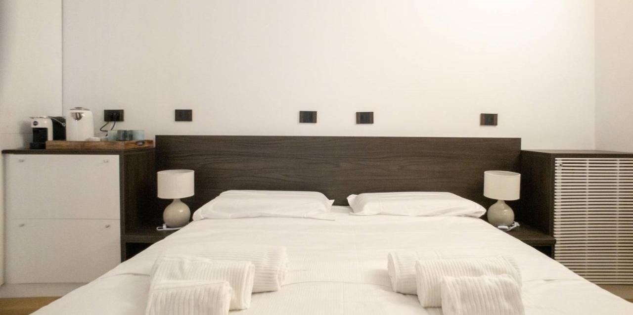 Madonnina Apartment Mediolan Zewnętrze zdjęcie
