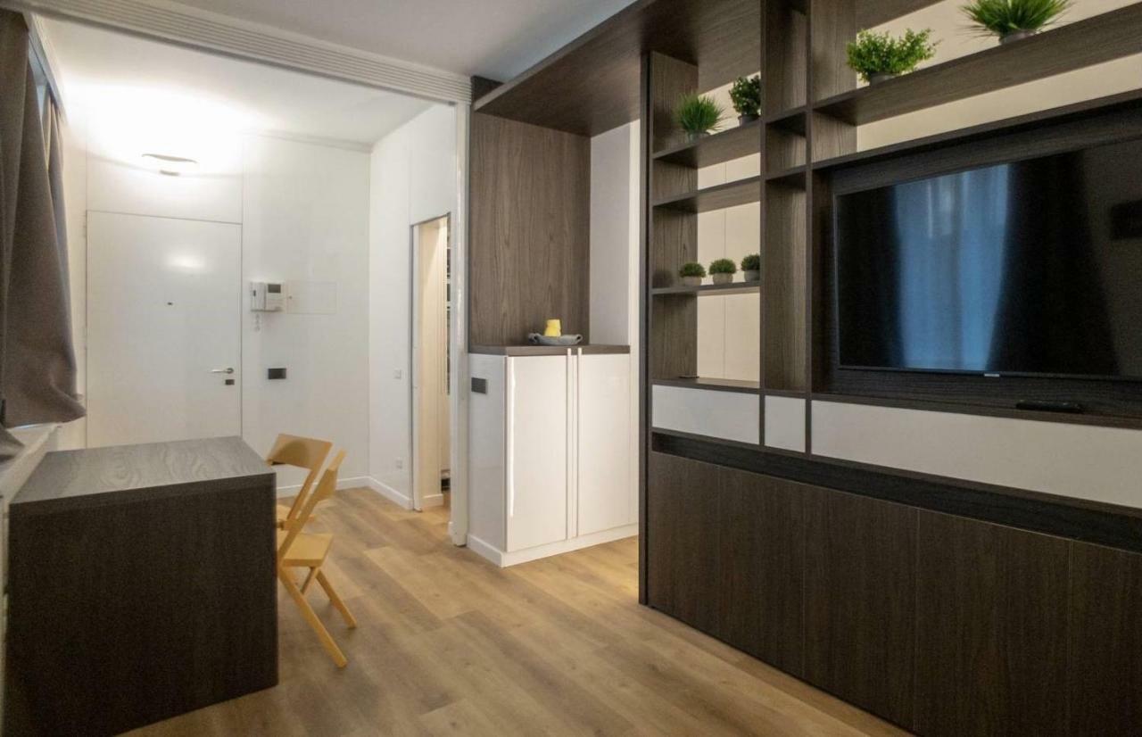 Madonnina Apartment Mediolan Zewnętrze zdjęcie
